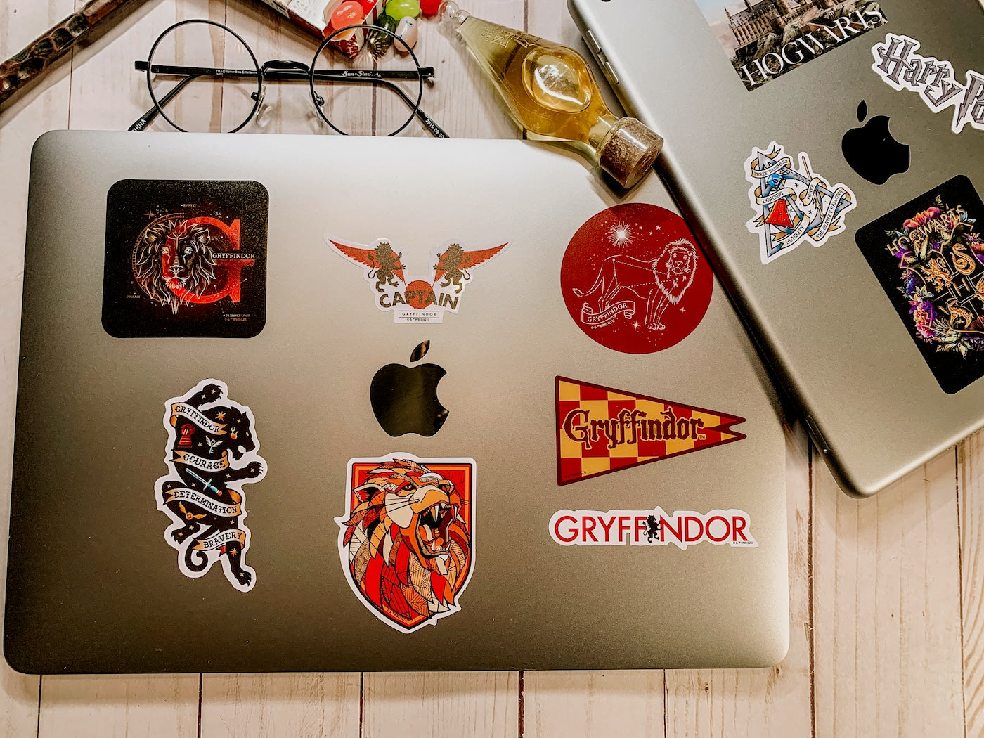 Harry Potter Gryffindor Decals (50-Pack)