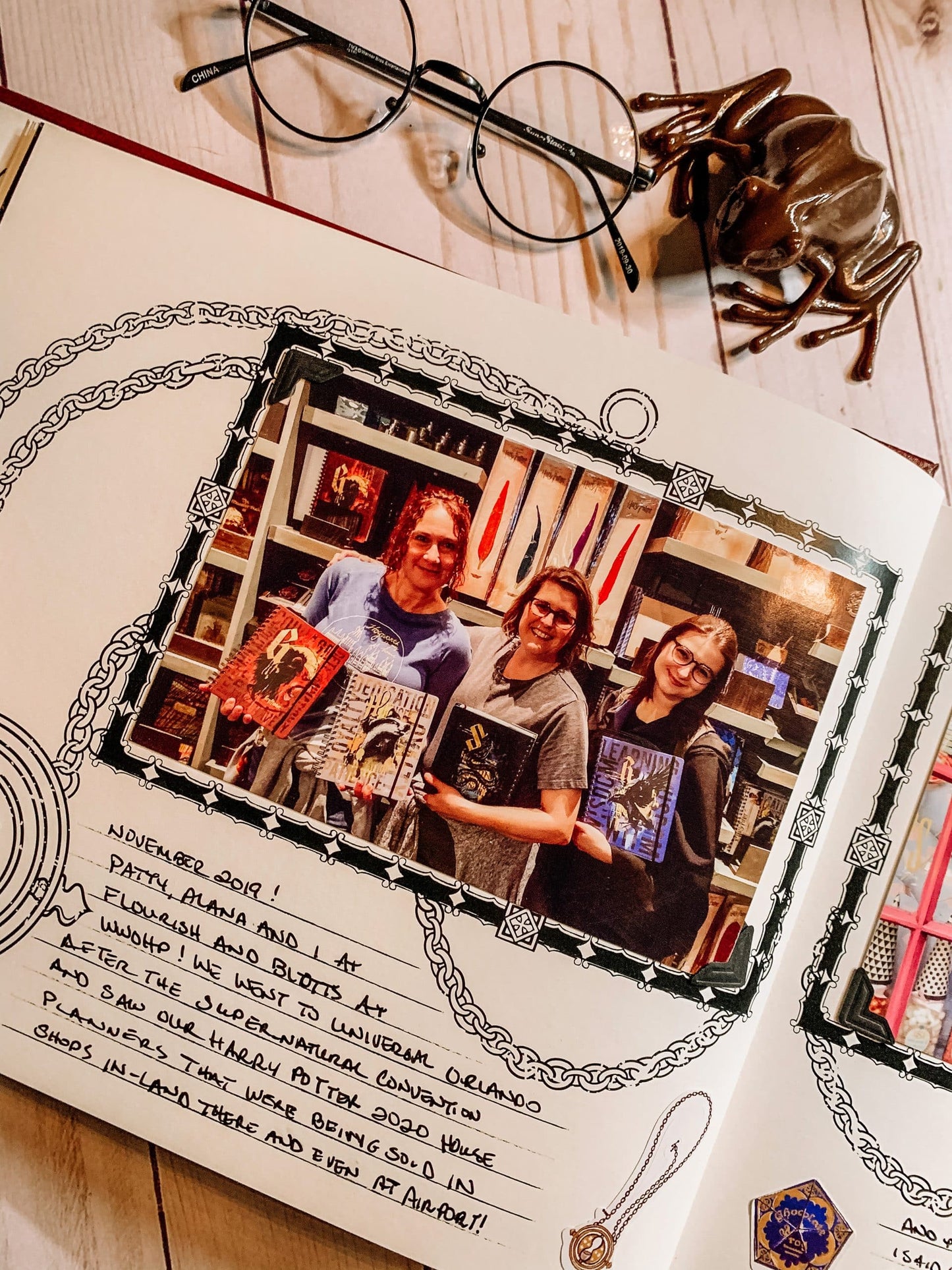 Harry Potter Replica Photo Album & Scrapbook