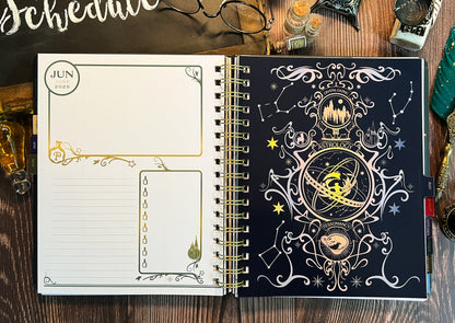 Harry Potter Magical Moments 2025 Weekly Planner