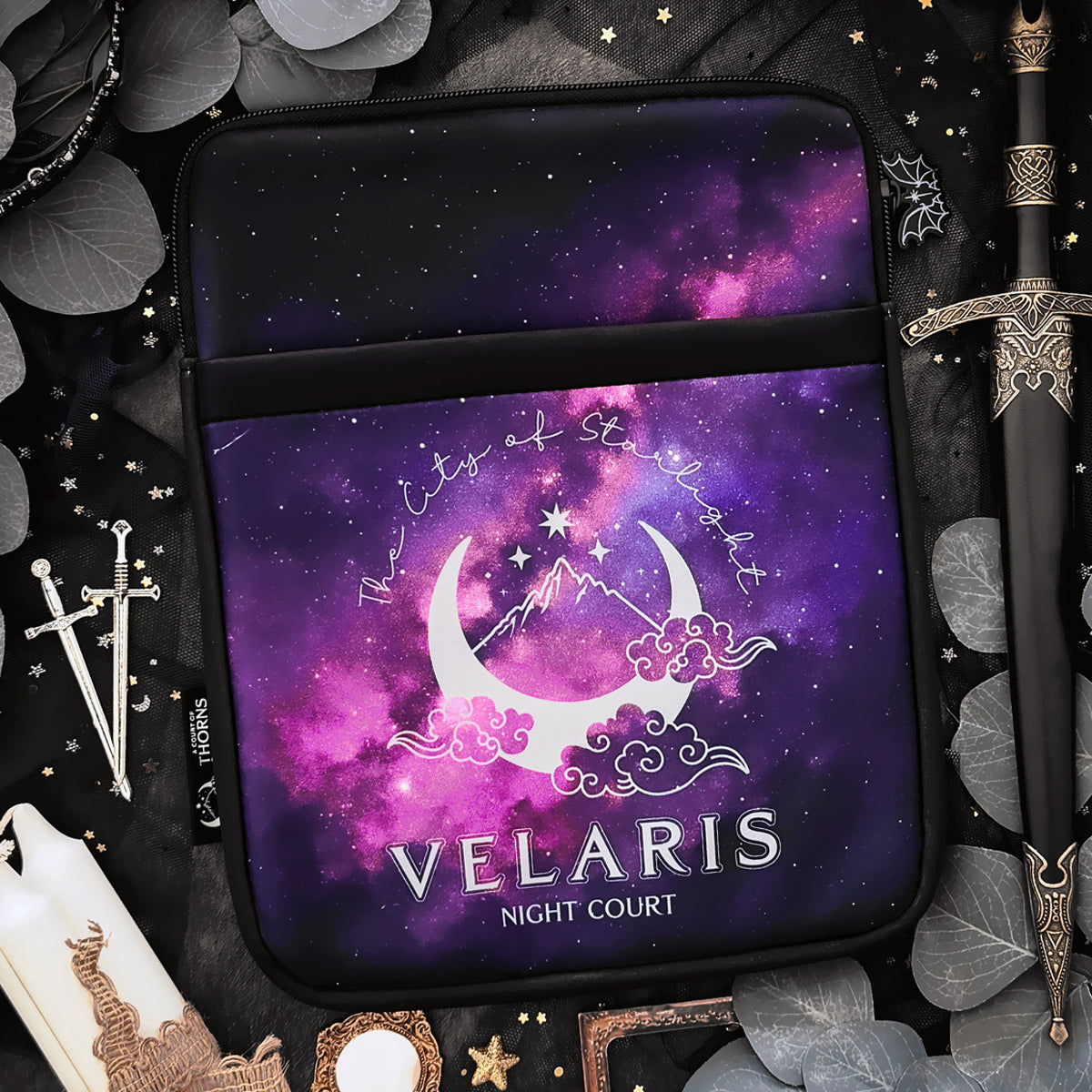 A Court of Thorns and Roses: Velaris Book Sleeve (8.5'' x 11'')