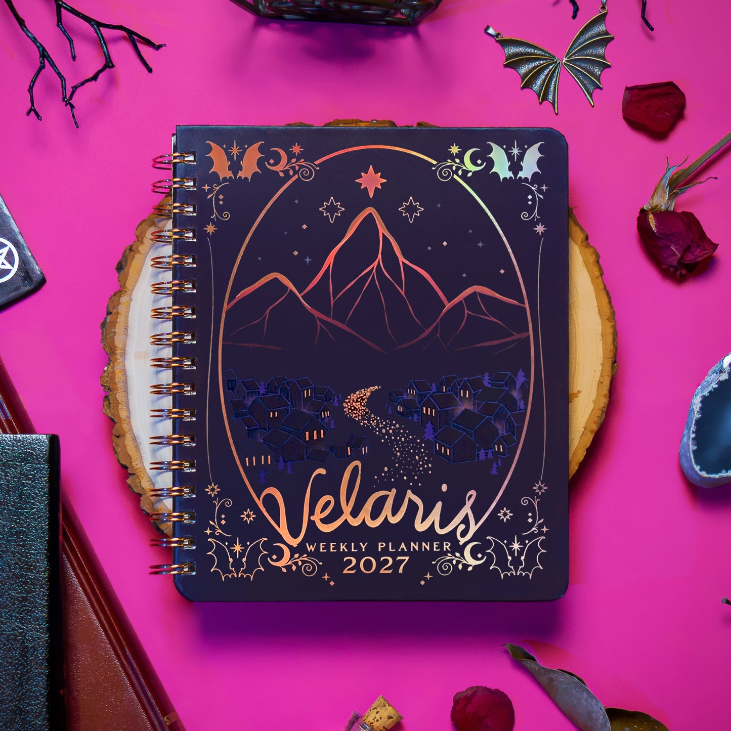 A Court of Thorns and Roses: Velaris 2027 Weekly Planner