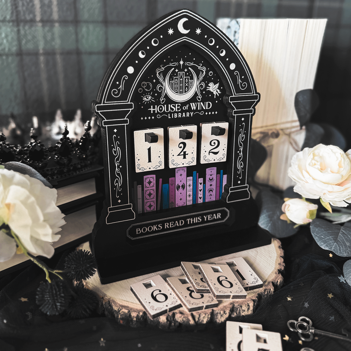 A Court of Thorns and Roses: House of Wind Library Book Counter