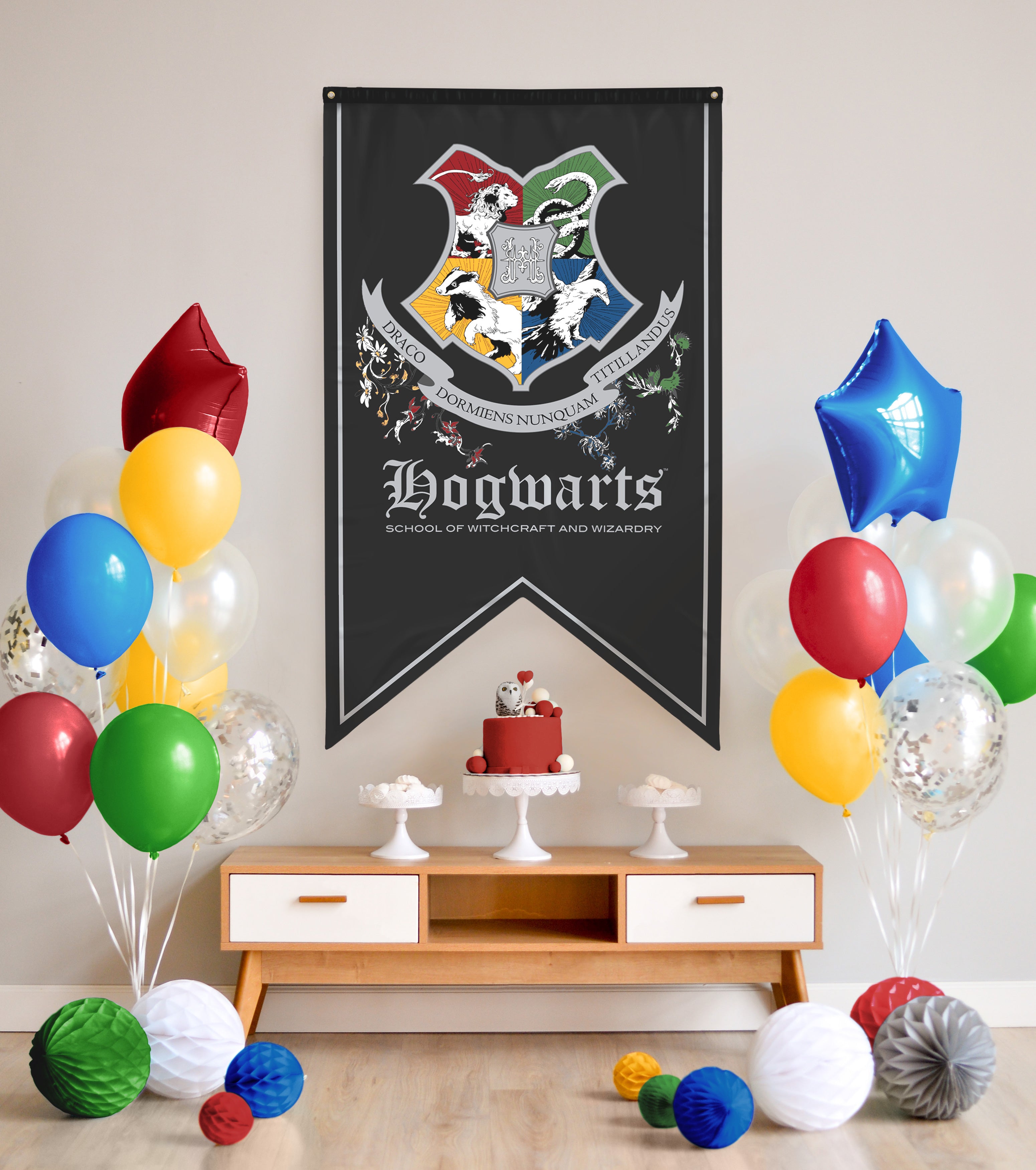 Harry Potter Hogwarts Crest Banner Flag – ConQuestJournals
