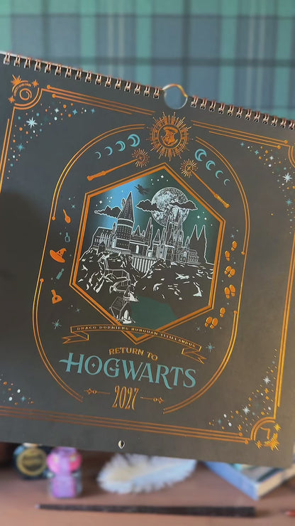 Harry Potter Return to Hogwarts 2027 Spiral Wall Calendar